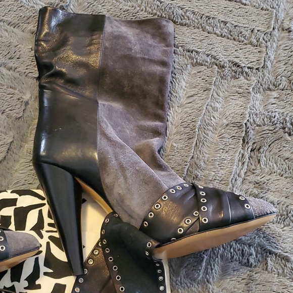 Isabel Marant show Carnation Allen boots - Picture 8 of 10